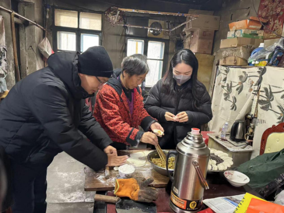 辽阳水文局第二党支部开展联系群众服务基层活动